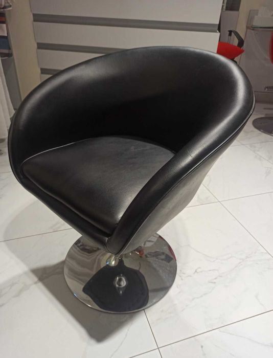 Кресло для перукаря
