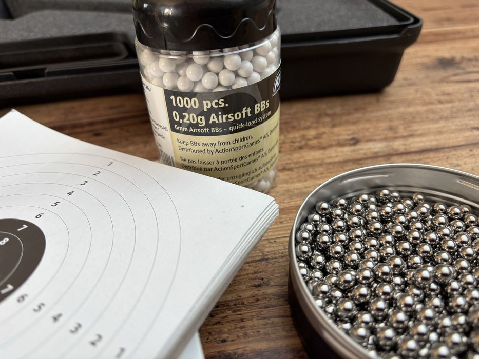 Pistolet na CO2 cały zestaw