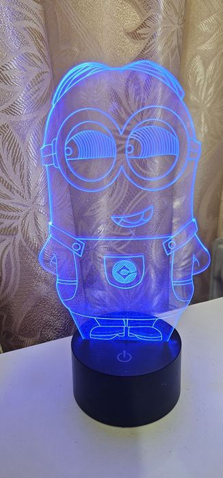 Сяюча фігурка міньйон