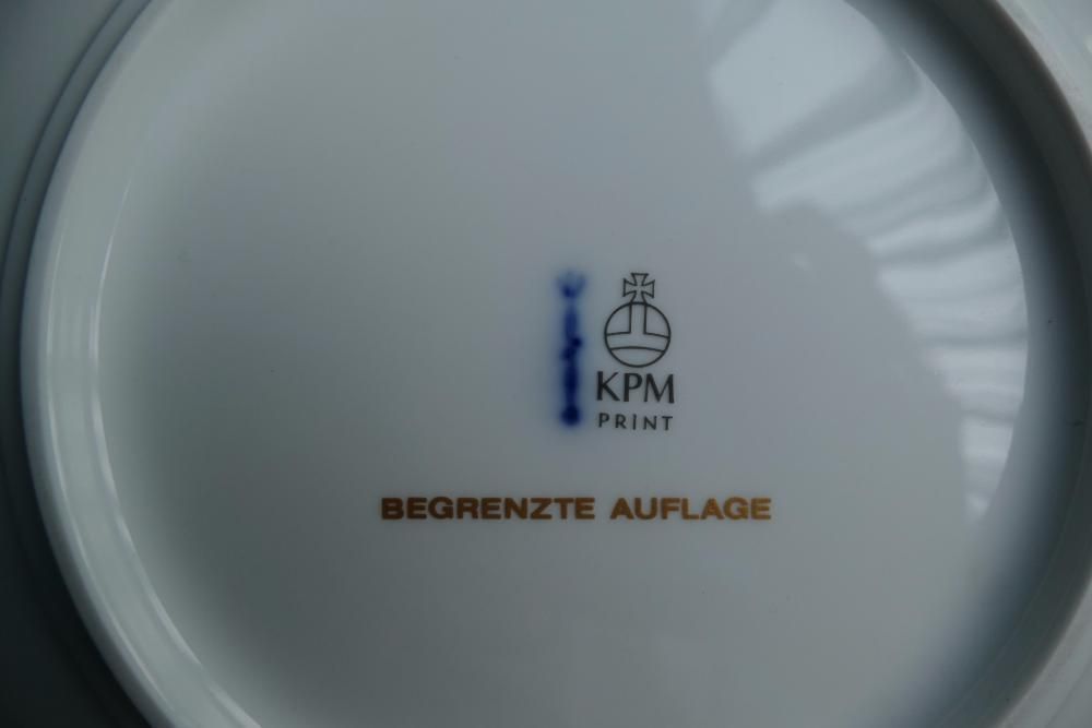 Piękny zestaw Świąteczny KPM kolekcja od 78 do 89r