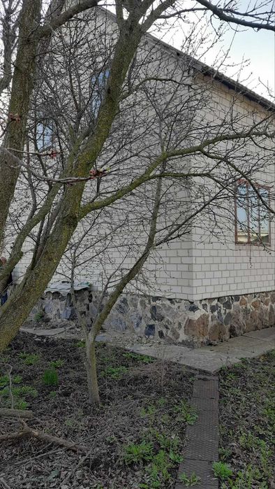 .Продаж двоповерхової дачі біля води  у ДК " Чайка".