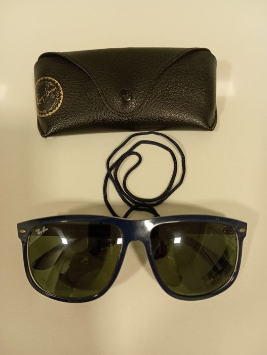 Óculos Ray Ban praticamente NOVOS!
