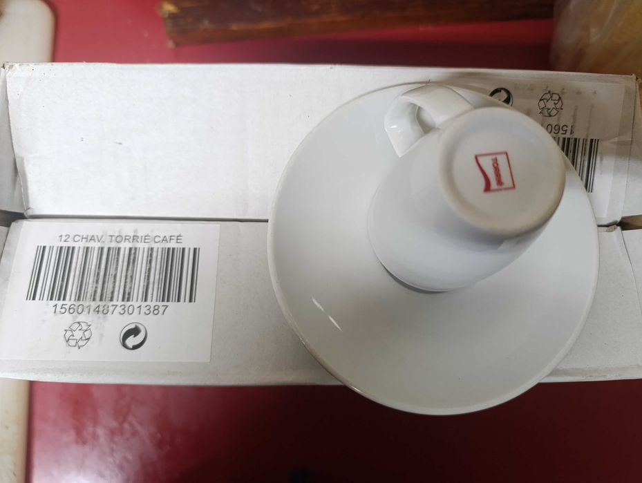 Dúzia chávenas de café