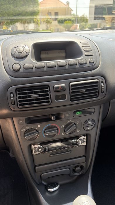 Toyota Corolla 1.9d - Comercial