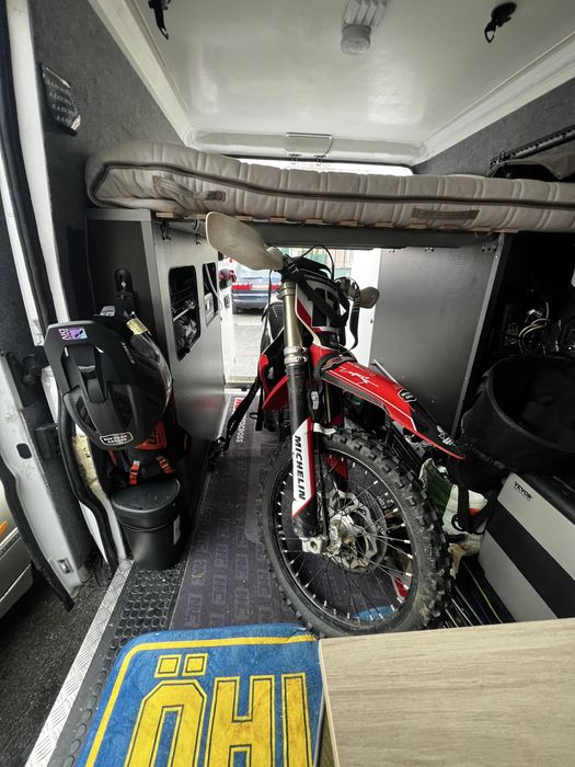 Peugeot Boxer L2H2 2.0hdi MotoVan/Caravana