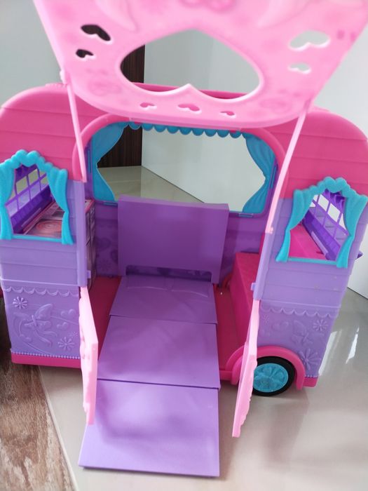 Autko dla lalki z przyczepą kamper kemping