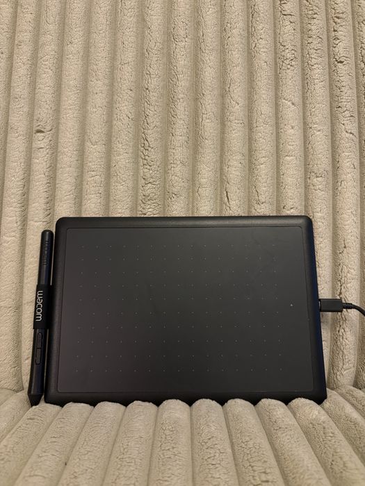 Tablet piórkowy One by wacom