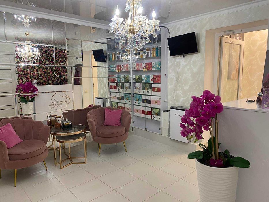Продам салон краси в Центрі міста.