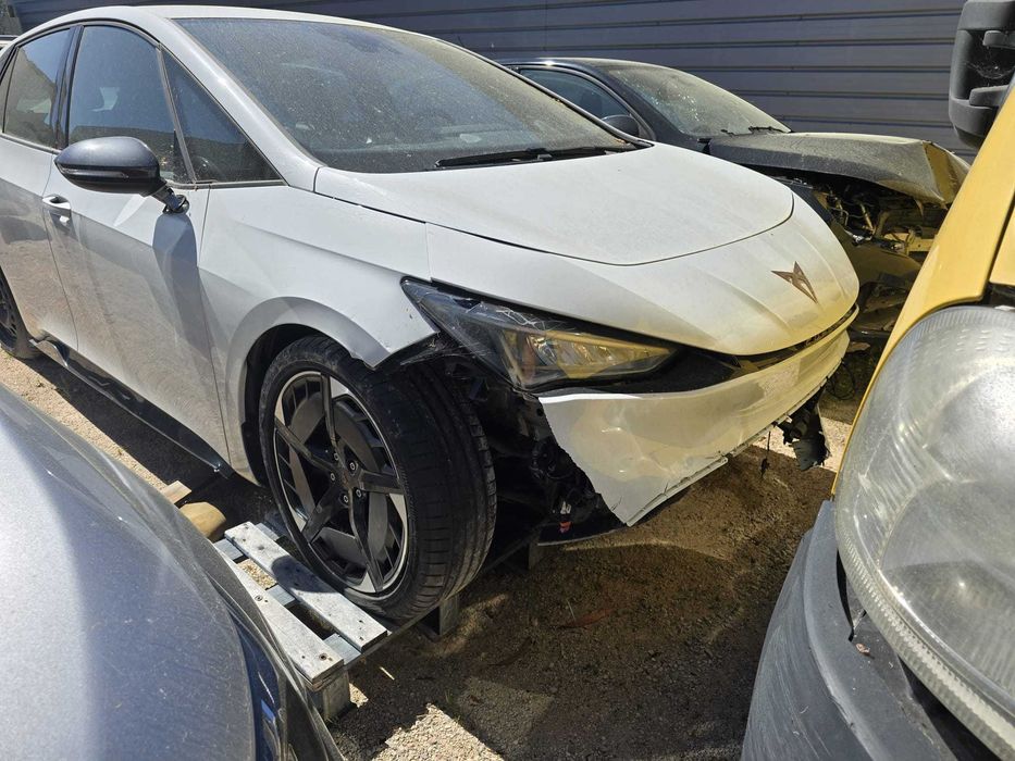 Cupra Born acidentado