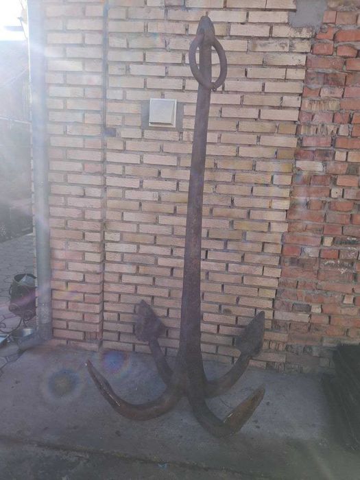 Продам старый якорь румынский (2м.30см.)