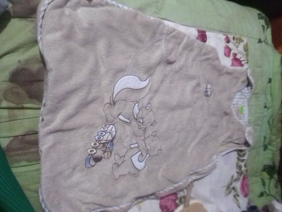 Продам дитячі речі б у в доброму стані