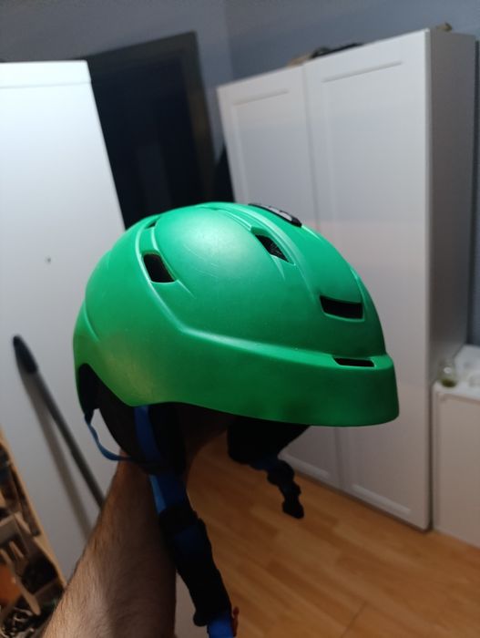 Kask narciarski dziecięcy