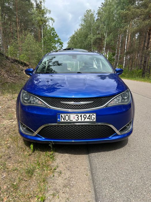 Chrysler Pacifica 3.6 Pacyfica benzyna 7 osób Monitory