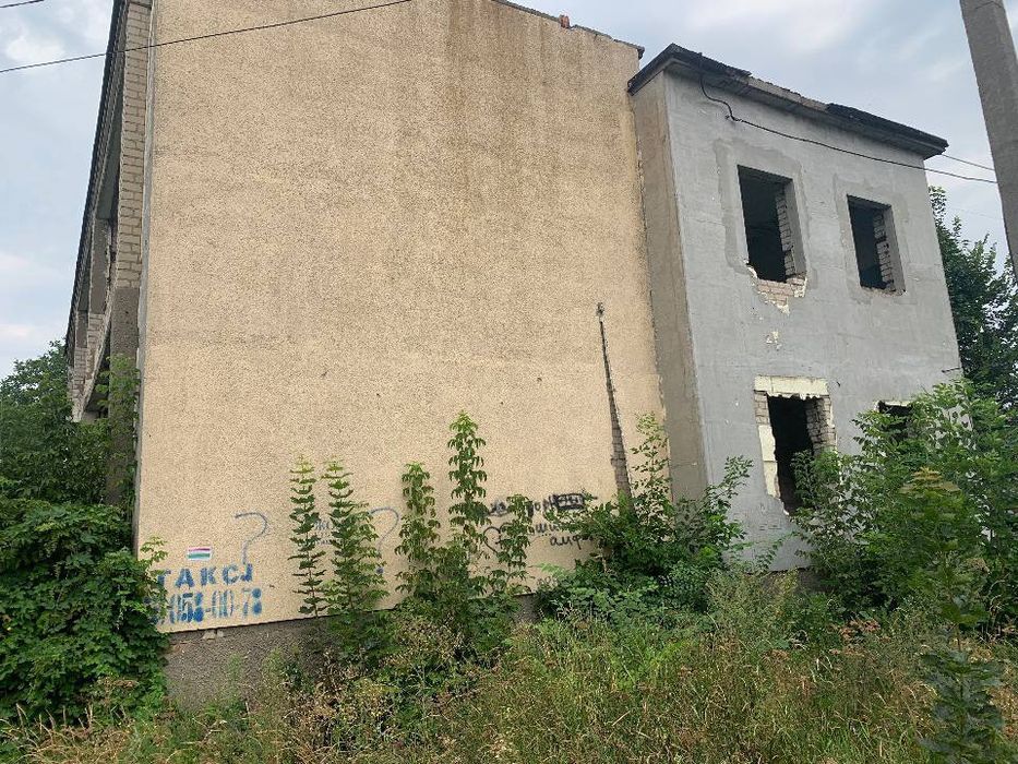 Оренда/продаж будівлі універмагугу