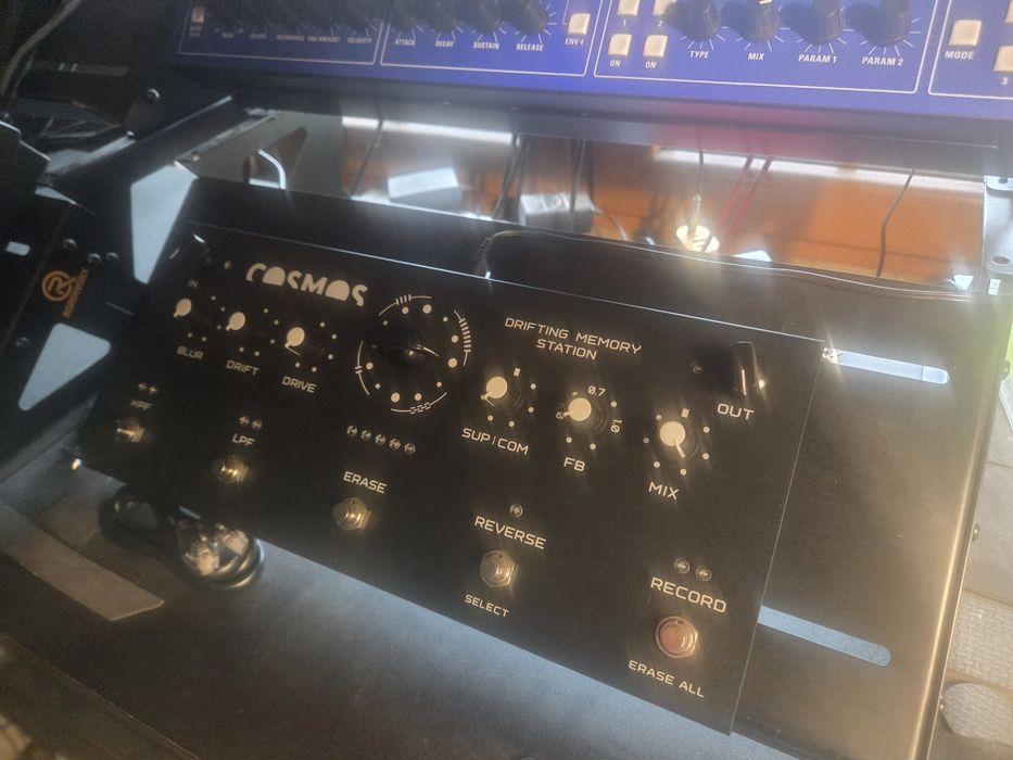 Soma Laboratory cosmos (black)