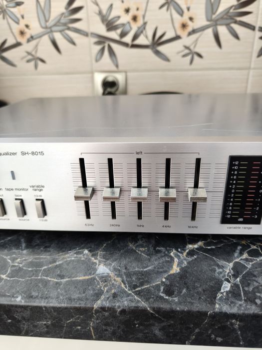 Equalizer Technics SH-815