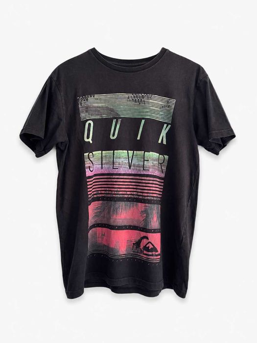 T-shirt Quiksilver Preta Surf Skate Tamanho M