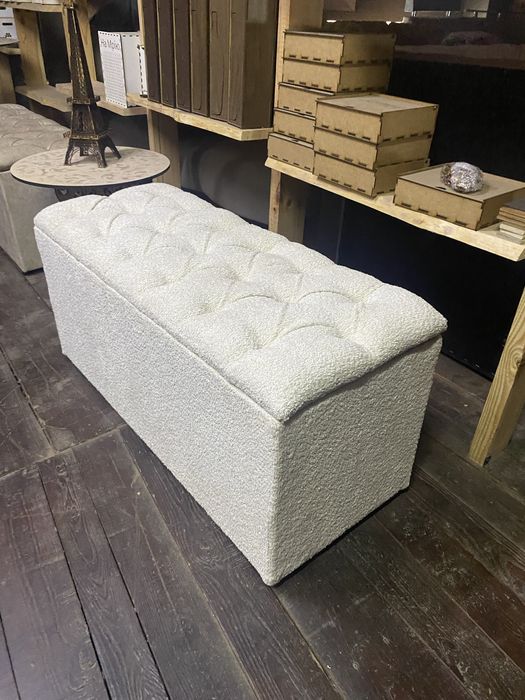 Пуф Капітоне для вітальні