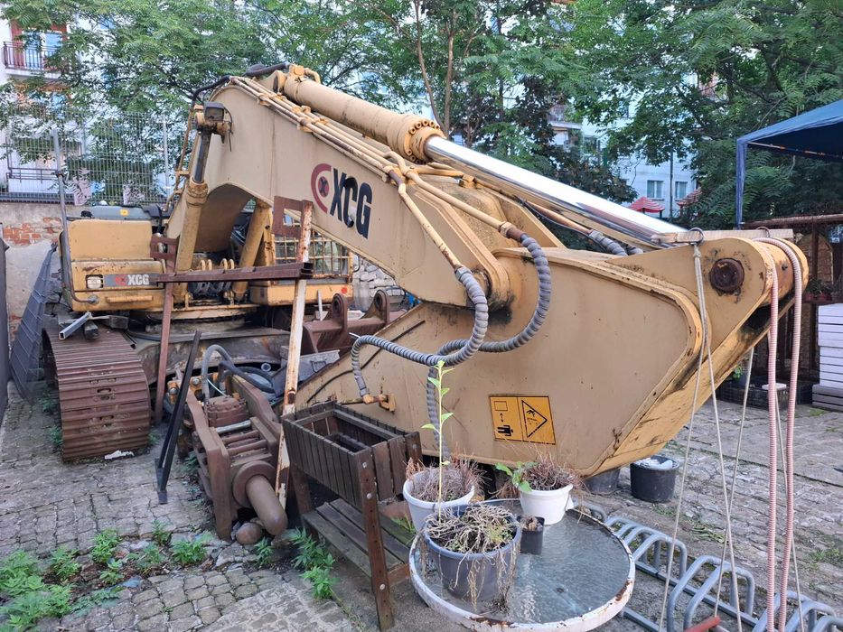 Koparka gąsienicowa XCG230LC-7B