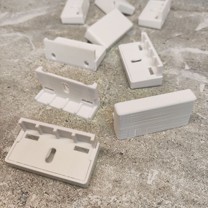 Кронштейн фасаду Лібхер / Libherr 7400344