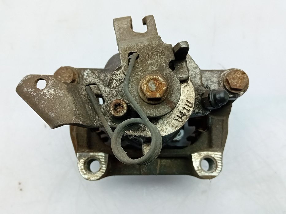 Pinça travão / maxila de travão trás esquerda OPEL Astra H Hatchback (