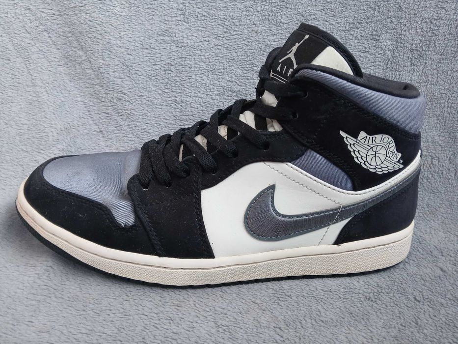 Jordan 1 Mid Satin Grey buty r. 42,5