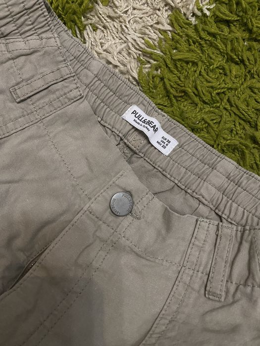 Карго штани pull bear