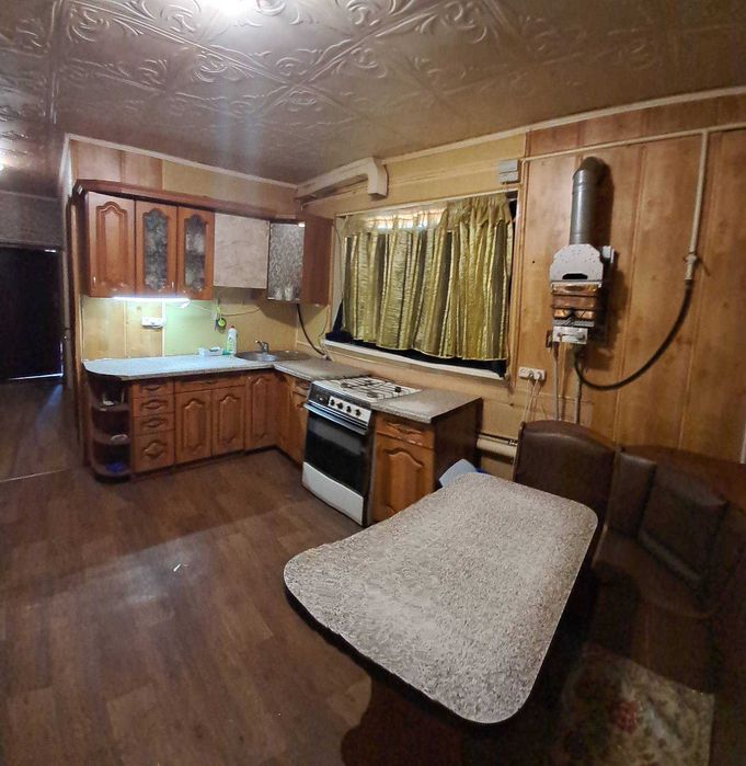 Продам добротний господарський  будинку в Чугуєві !