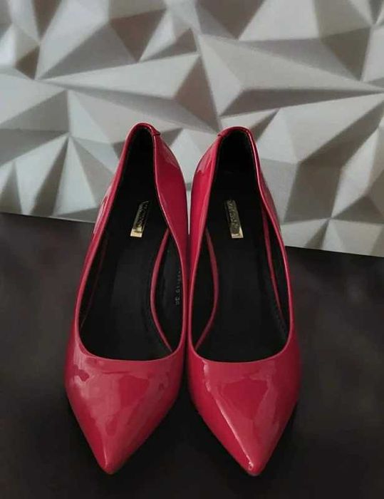 Czerwone czółenka na obcasie kaczuszka Vices rozm 38