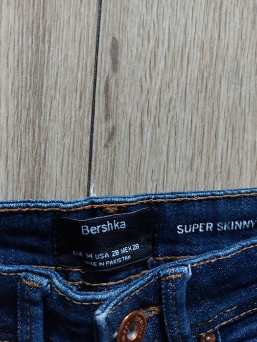 Paka ubrań damskich