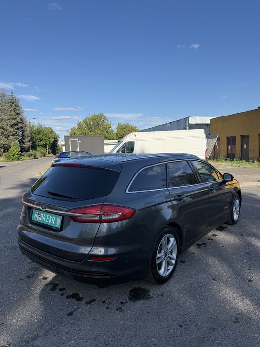Ford  Mondeo Hybryda 2.0