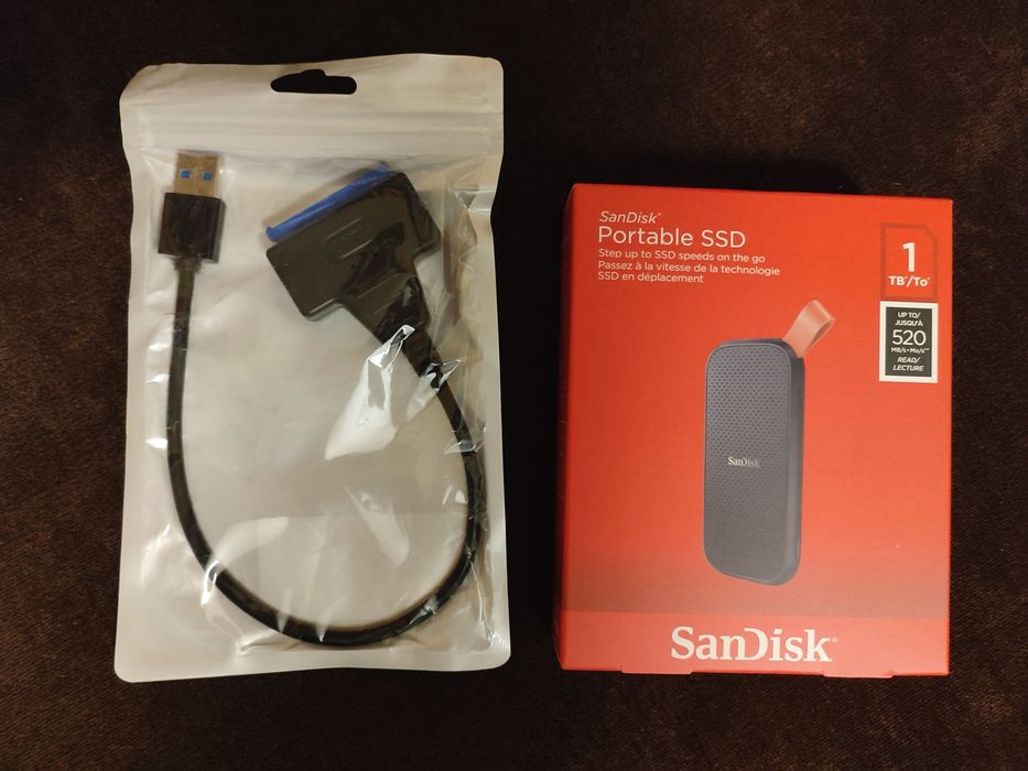 Adapter SATA-USB 3.0 + SanDisk Portable SSD 1TB, USB-C: USB 3.2 gen2