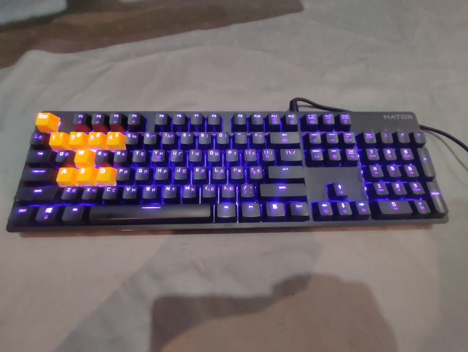 Механічні клавіатури Hator!  
Мишка Hator !
Мишка Hator !