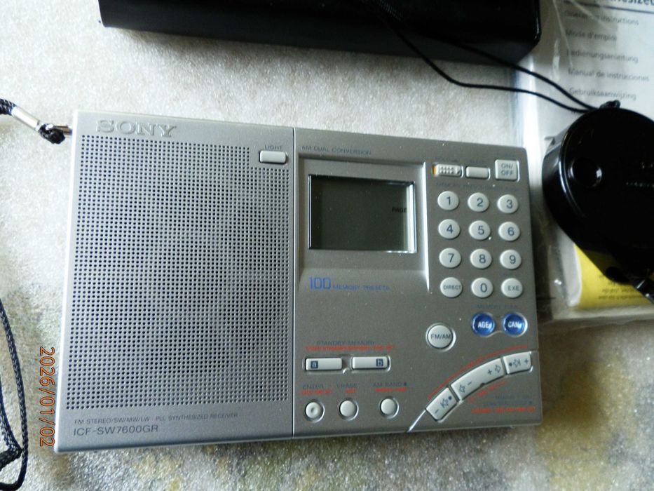 Radio Stéréo Sony - Banda Mundial com Estojo + Antena