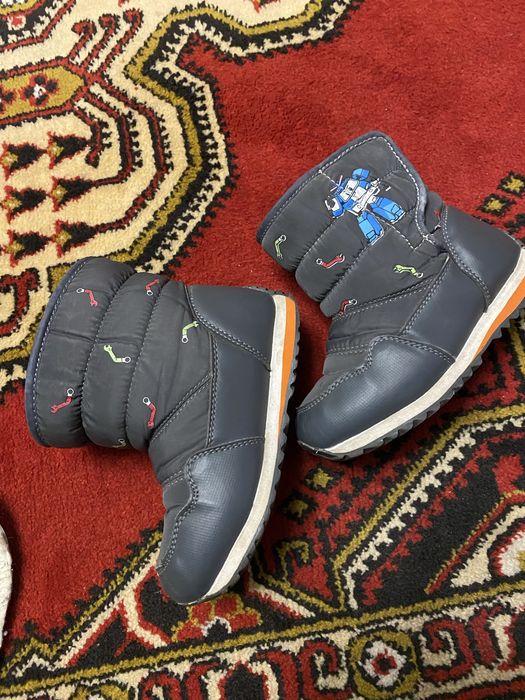 Дитячі сапоги, чоботи, черевики зимові