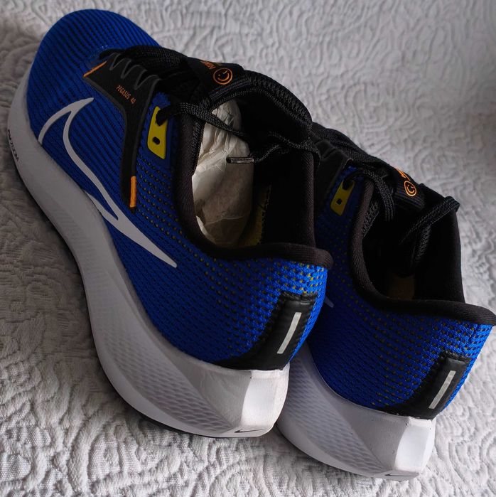 Кросівки нові 39- розмір Nike