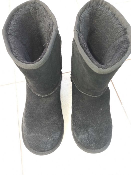 Buty "emu" czarne rozmiar 39.