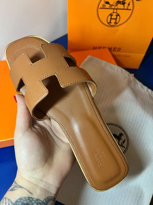 Шльопанці Hermes