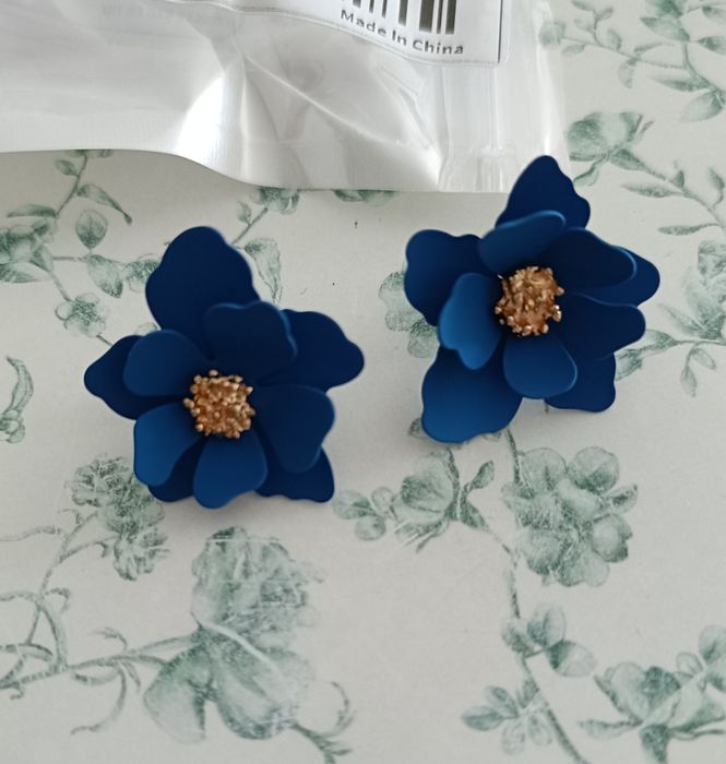 Nowe kolczyki kwiatki