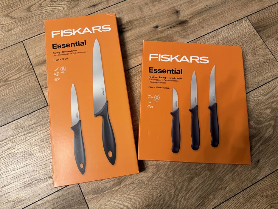 Dwa zestawy noz fiskars 5 sztuk