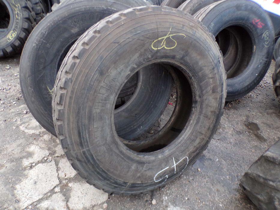 opona 13R22.5 MICHELIN XZY (700 netto)