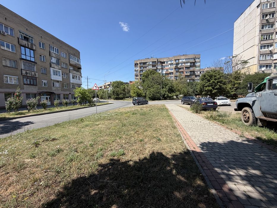 Продаж земельної ділянки ,Ужгород вул, 8 Березня