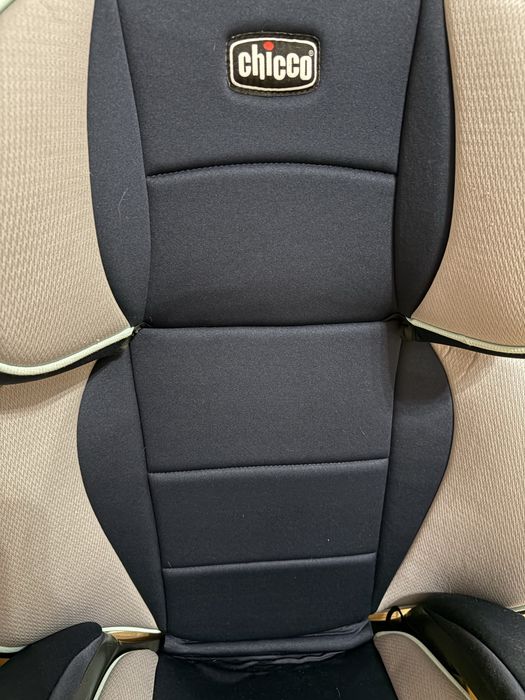 Дитяче автокрісло  Chicco KidFit Adapt Plus
