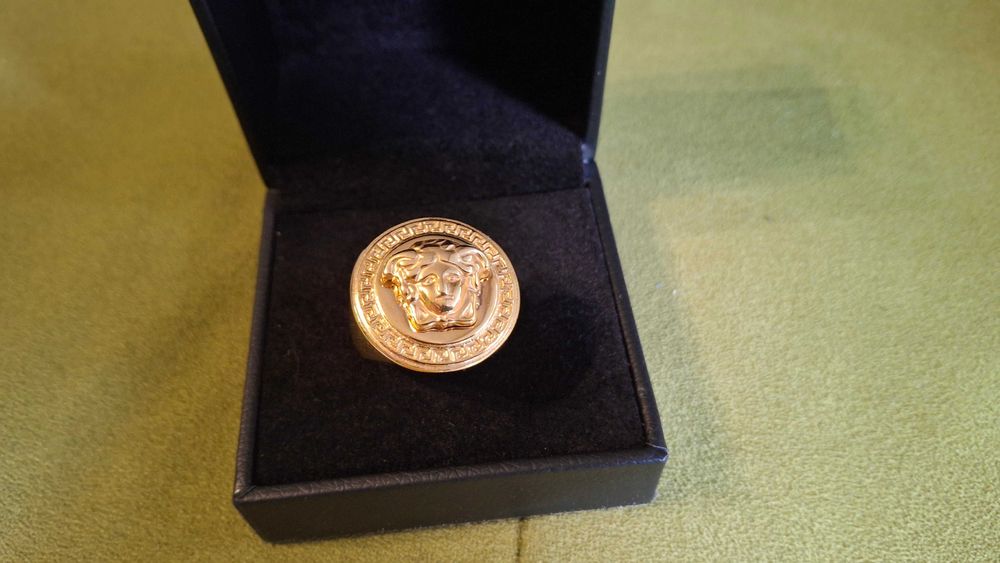 Versace Monogramem Meduza