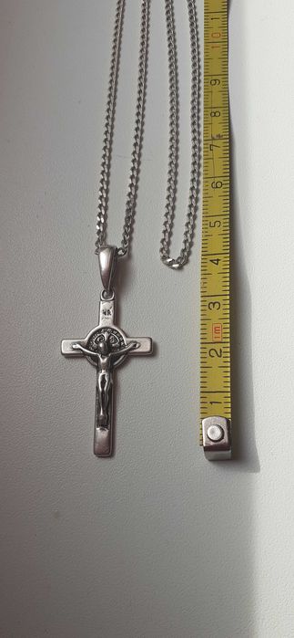 Krzyżyk z łańcuszkiem srebro sygnowane Vintage.