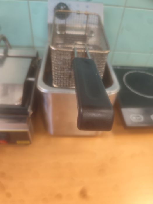 Sprzedam sprzęt po zamkniętym bistro