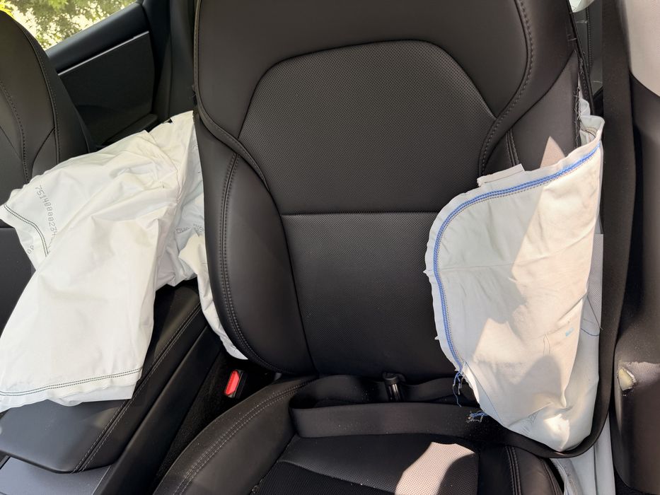 Tesla  model  3  premium  salvado