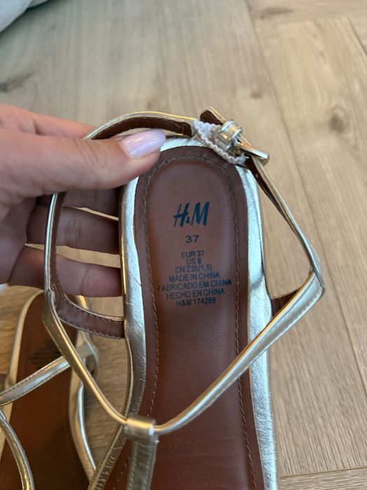 Samdały złote H&M roz 37