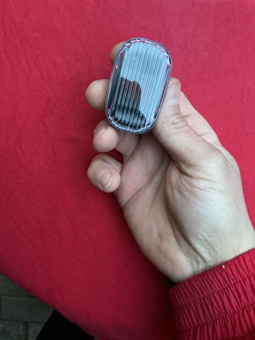 Поворотник ToyotaAvensisVersoCarinaCorollaCamryВантажів