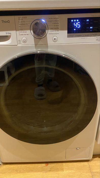 Maquina de Lavar LG ThinQ 9kg